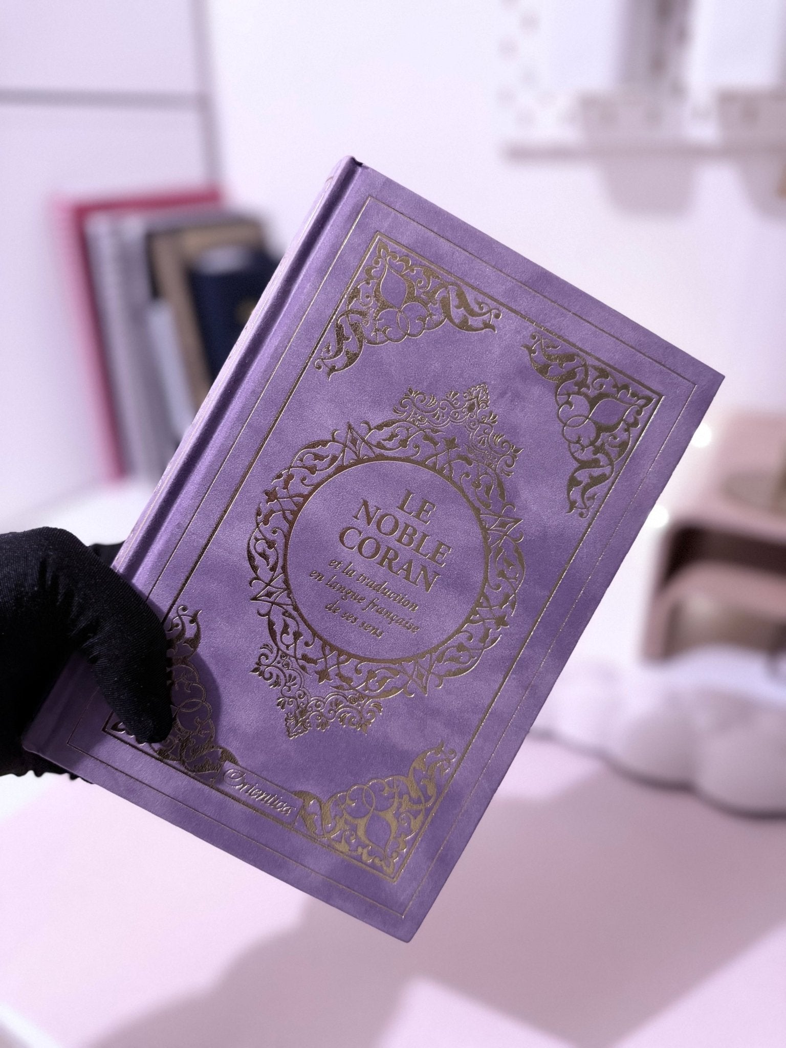 Coran Luxe  Arabe & Traduction Française daim en violet 